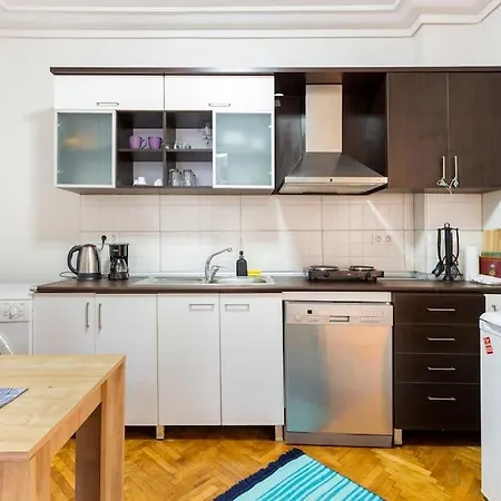 For Digital Nomads & Remote Workers Apartment *