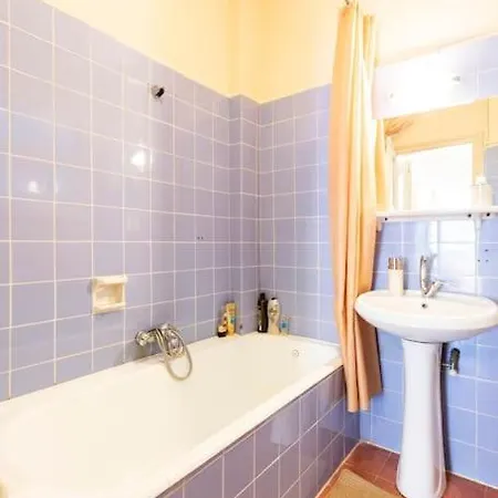 Apartment For Digital Nomads & Remote Workers